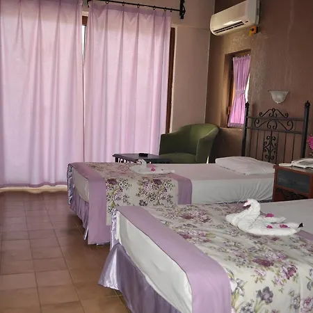 Halici Semera Village 4* 马尔马里斯